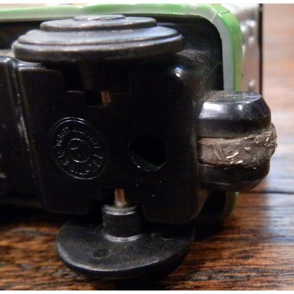 Lionel T-Rex Express Train Pack Toy Battery Powered Engine - Picture 5 of 5